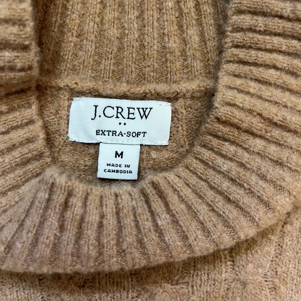 Cashmere Women's Cowl Neck soft Sweater in Warm Tan size M J Crew - Picture 2 of 5